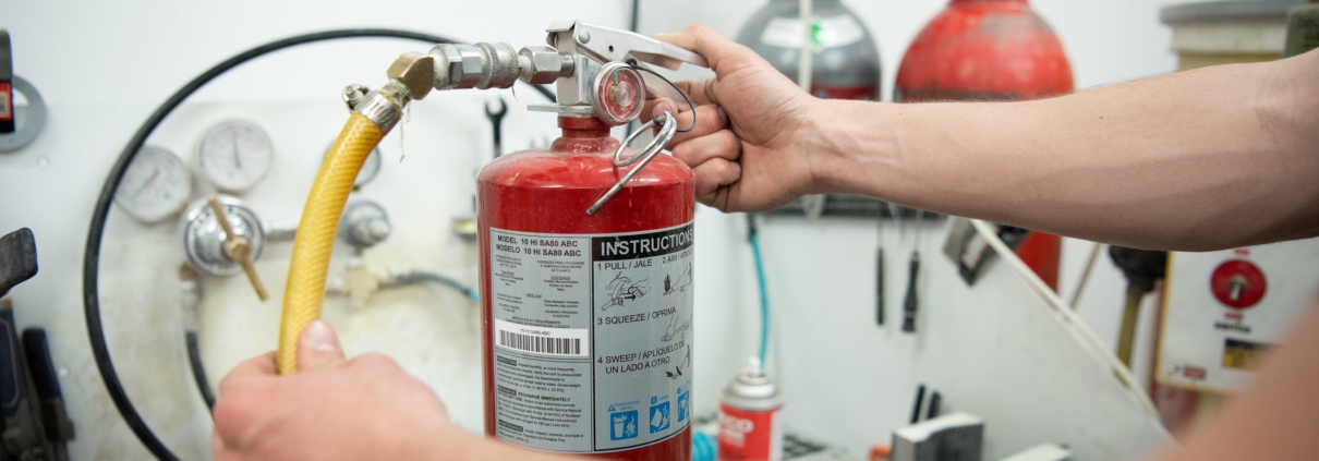 شارژ کپسولهای آتشنشانی