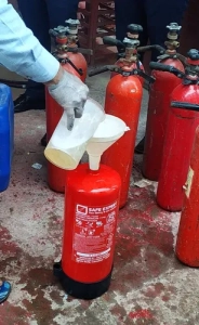 شارژ کپسول آتشنشانی