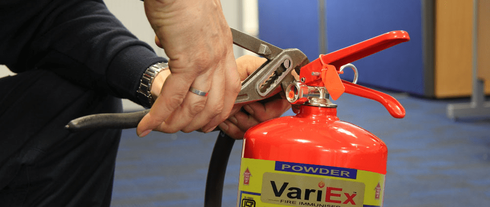 شارژ کپسول آتشنشانی