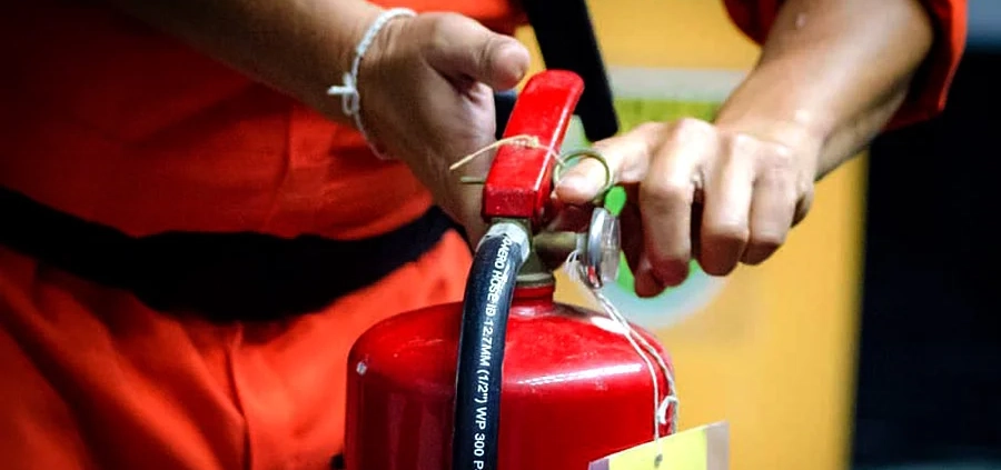 شارژ کپسول آتشنشانی